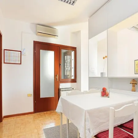 Malesevic Apartment Makarska